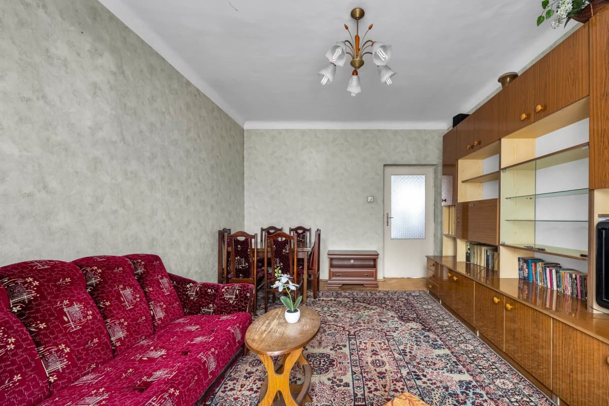 Spacious 2-room apartment in green Saska Kępa – 4