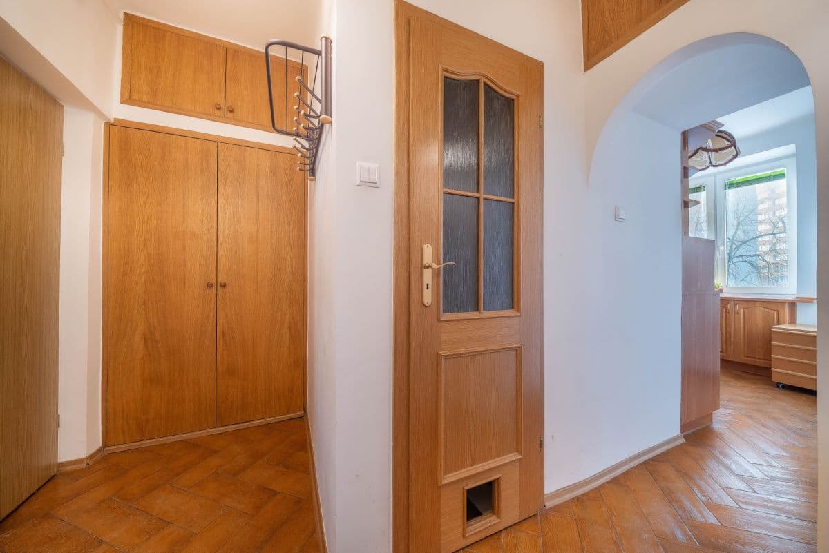 Sunny 35m² apartment in historic Żoliborz – 10