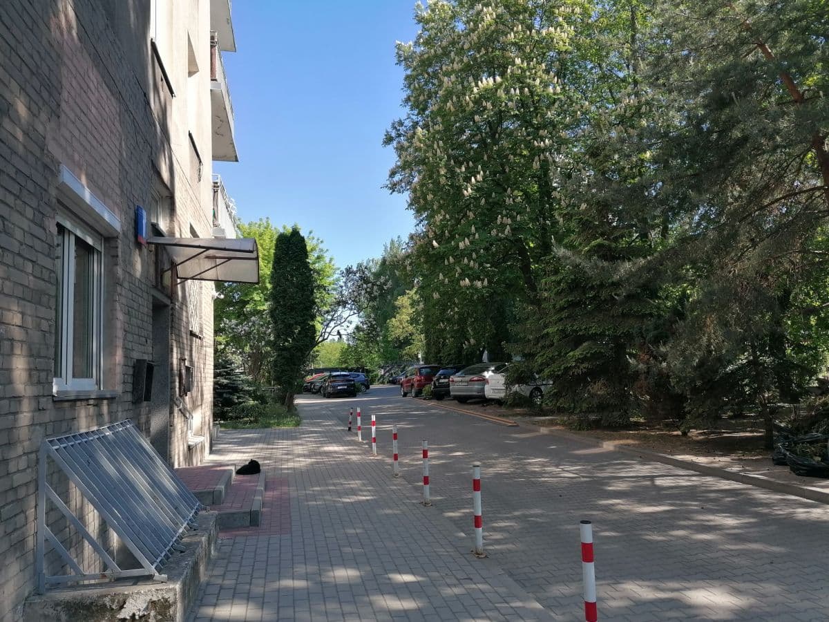 Sunny 35m² apartment in historic Żoliborz – 14