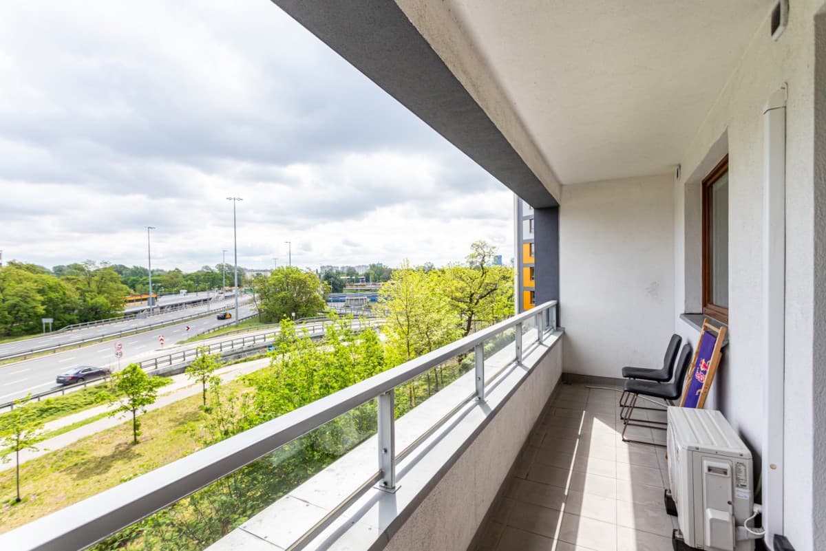 Modern studio near Słodowiec metro with terrace – 1