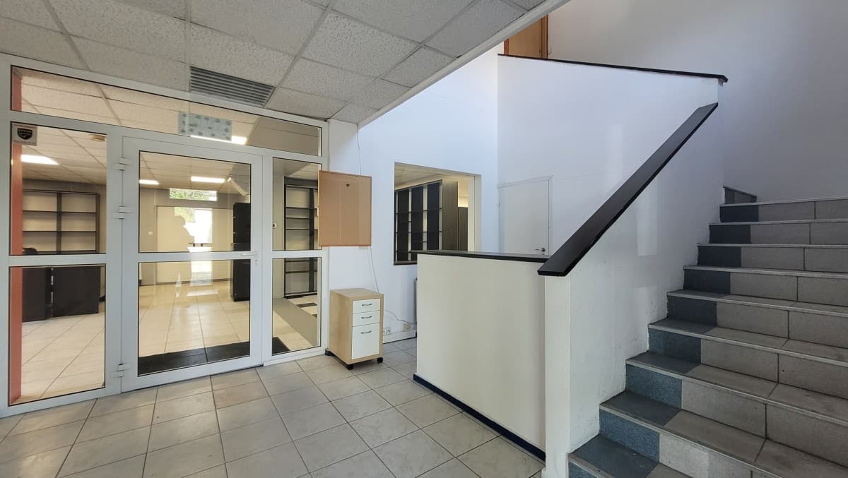 Warehouse with office space for rent in Targówek – 13