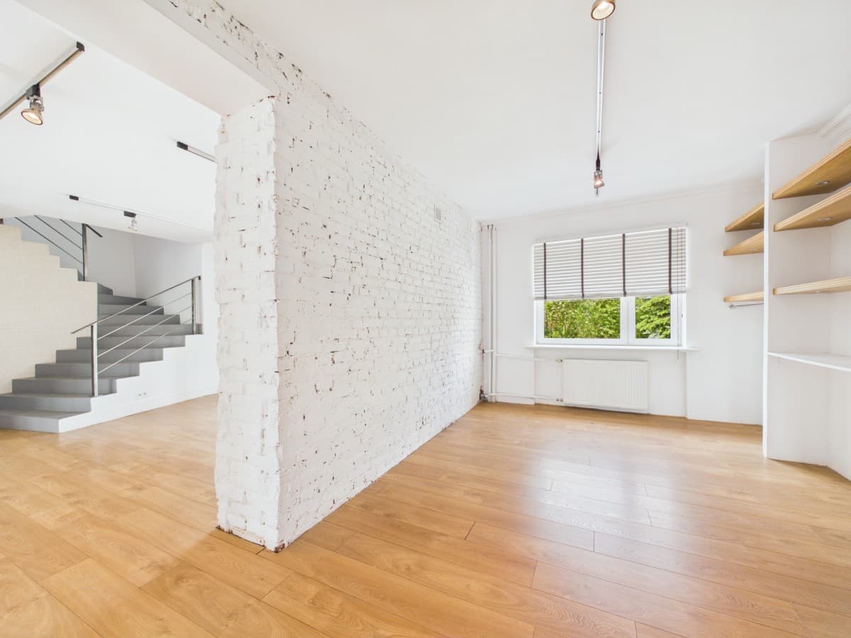 Modern office/showroom space with garden in Wilanów – 7