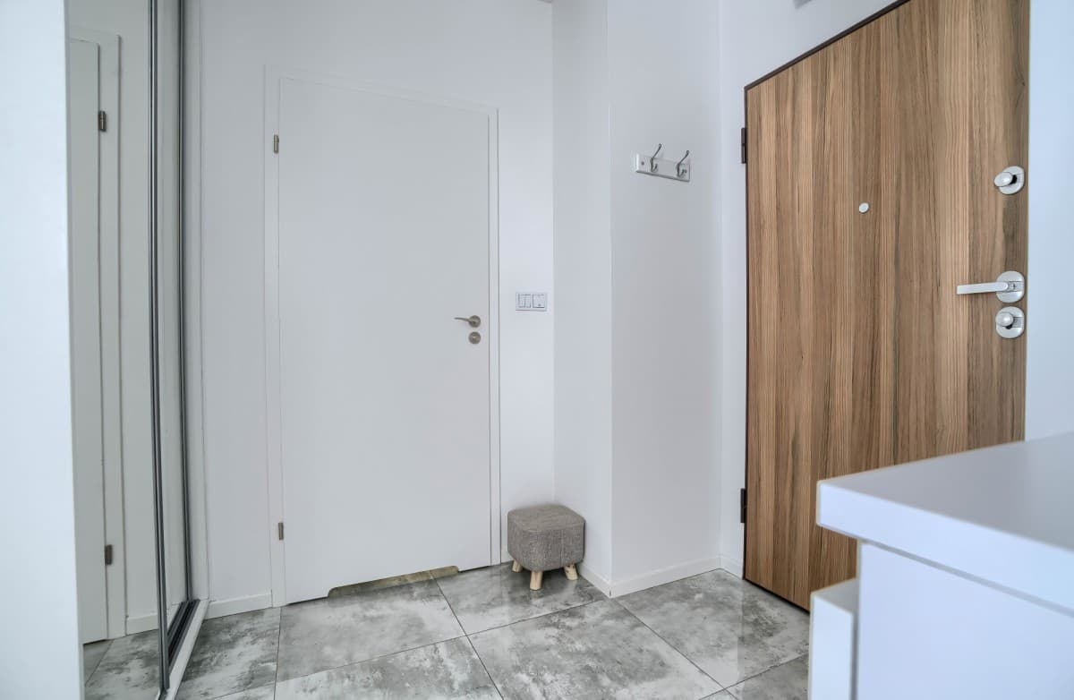 Bright, quiet flat in Mokotów with loggia – 6