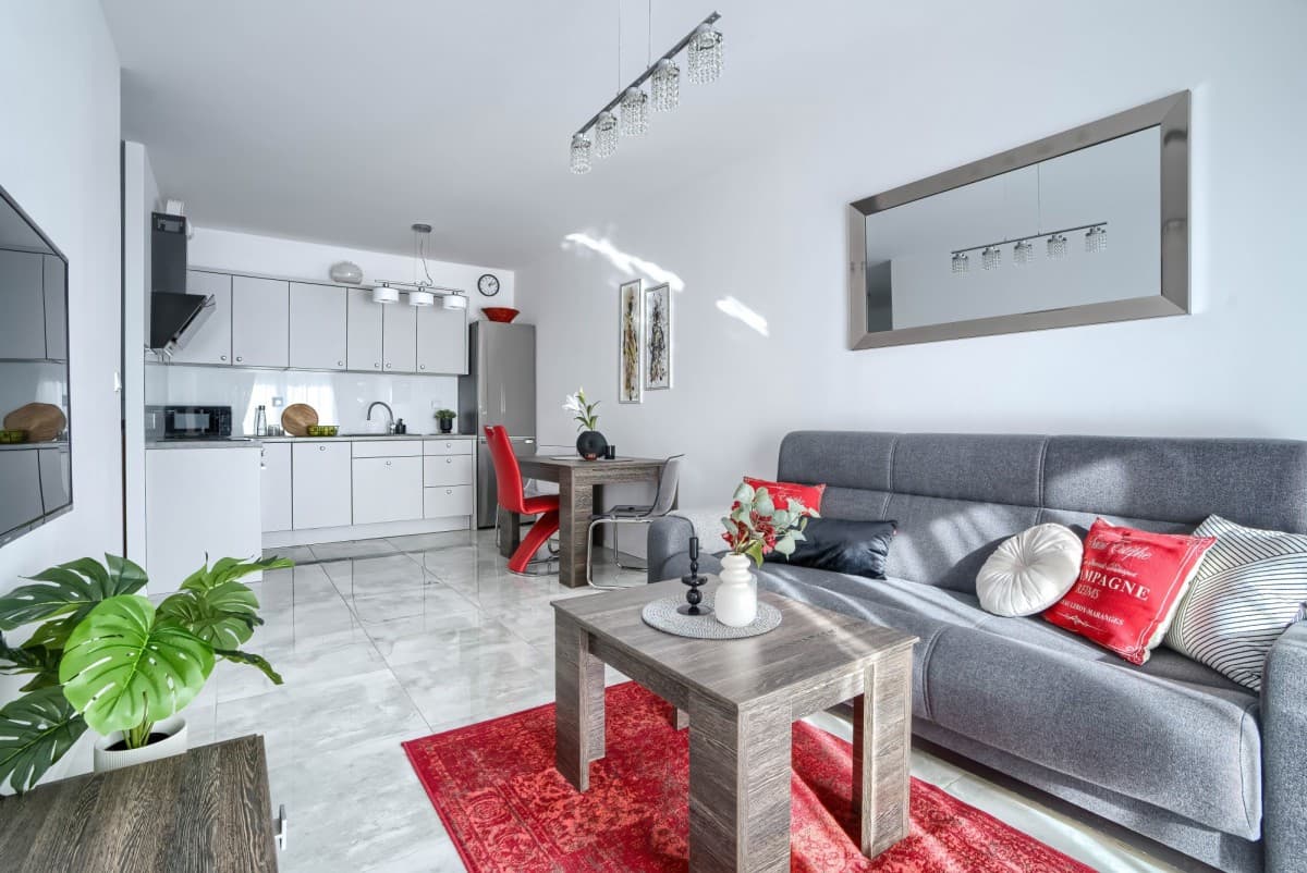 Bright, quiet flat in Mokotów with loggia – 1