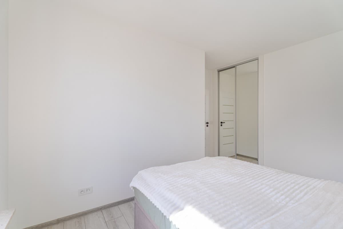 Brand new 2-bedroom apartment with air conditioning – 8