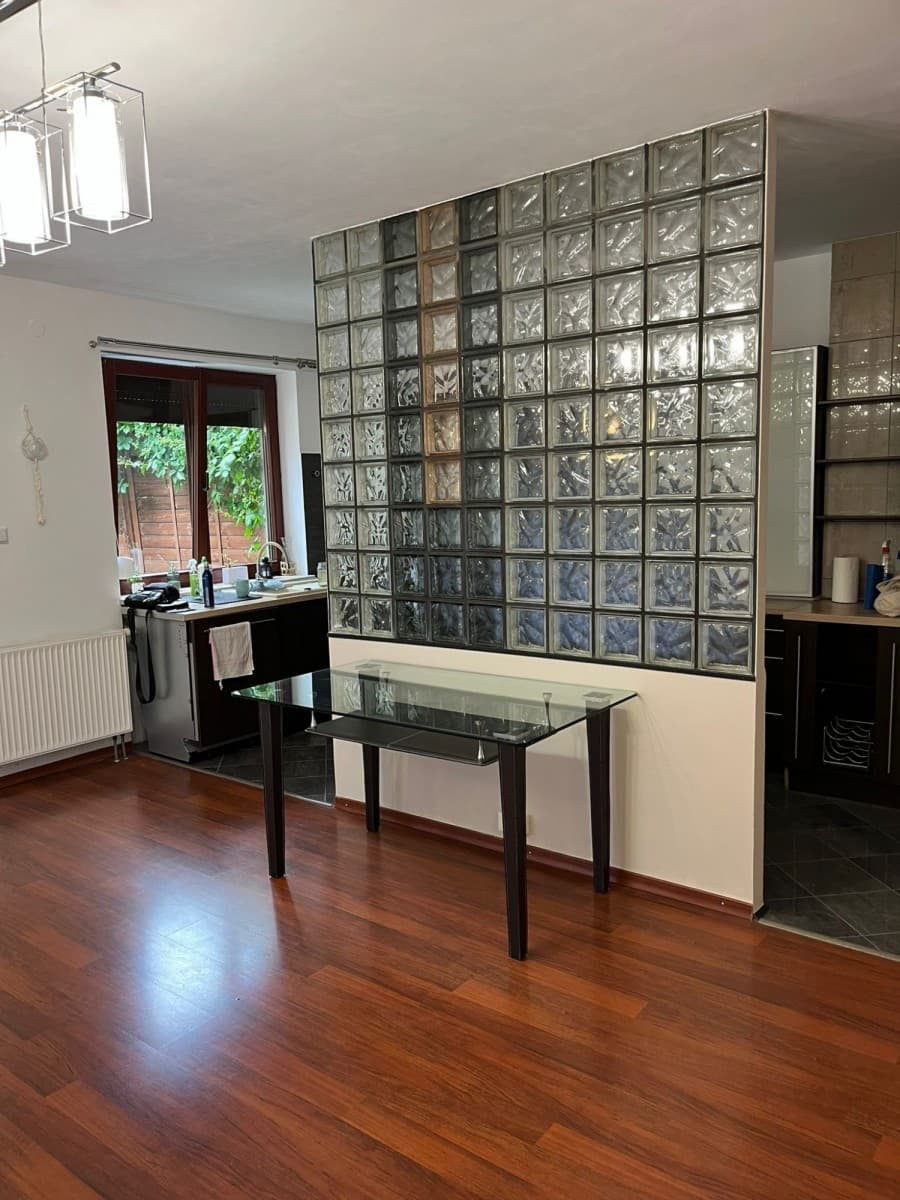 3-room apartment with garden in secure estate – 3