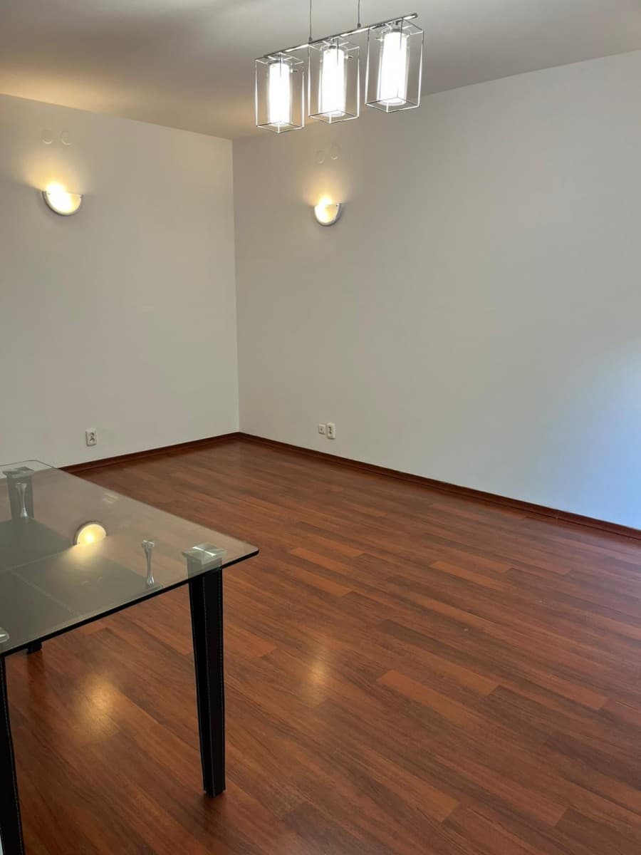 3-room apartment with garden in secure estate – 4