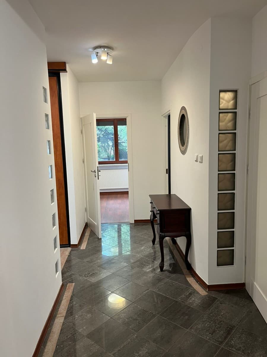 3-room apartment with garden in secure estate – 9