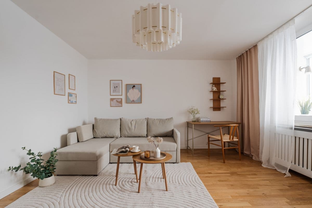 Comfortable 2-room apartment with loggia in Gocławek – 2