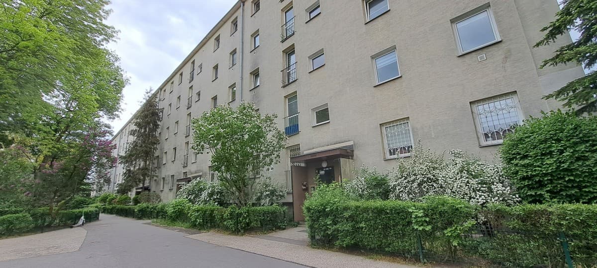 Three-room apartment in quiet Bielany area – 4