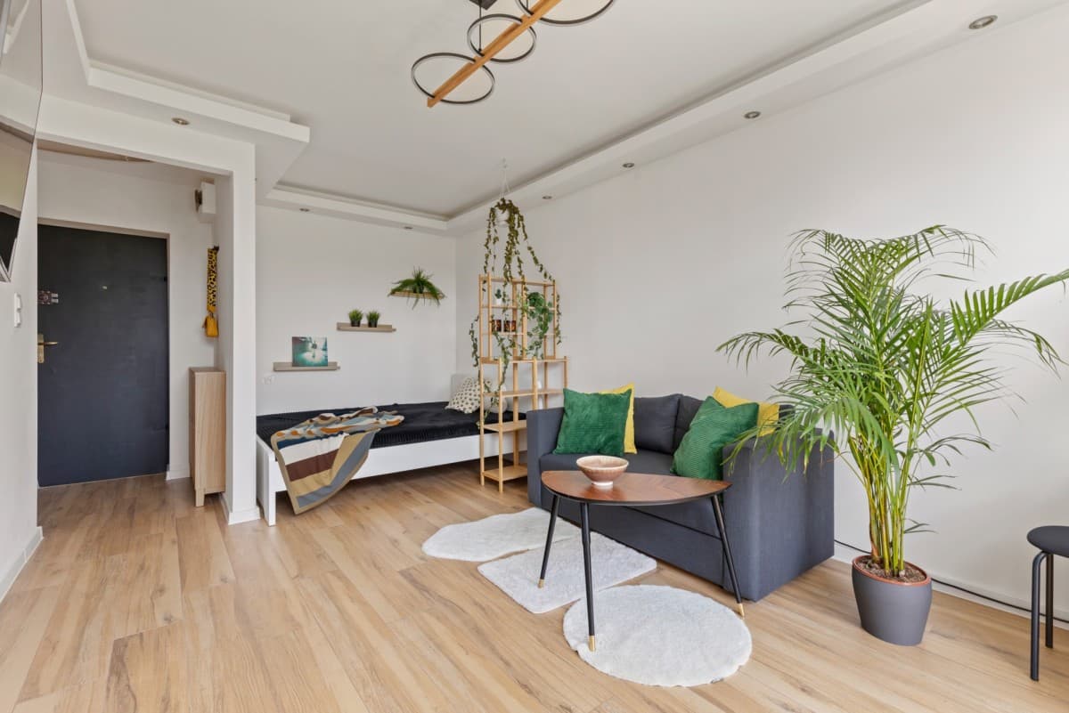 Stylish studio with park views and modern amenities – 11