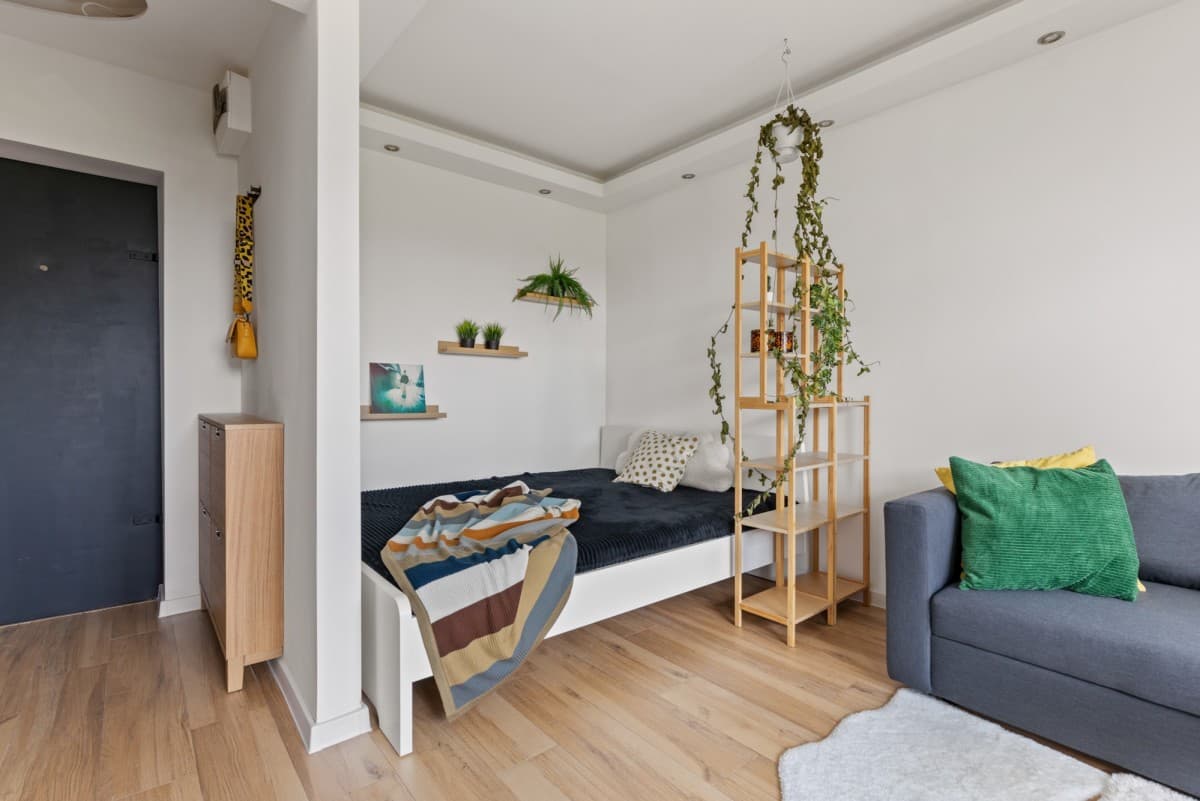 Stylish studio with park views and modern amenities – 10