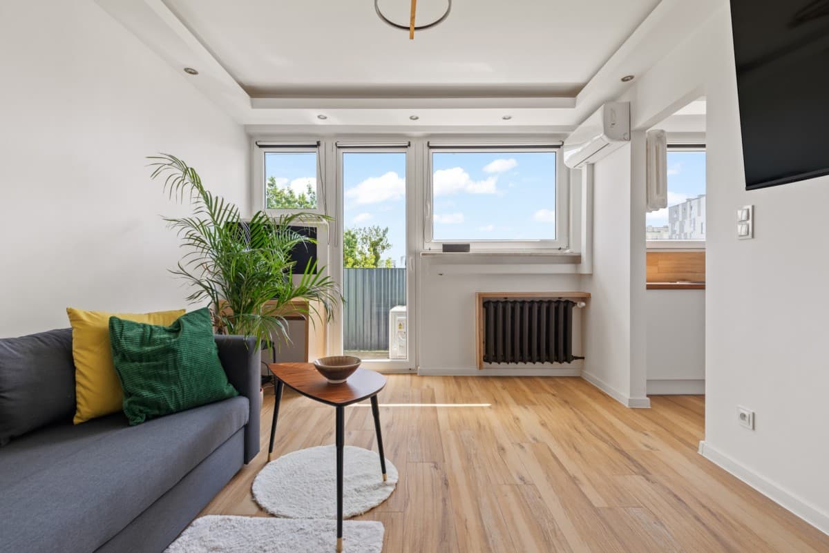 Stylish studio with park views and modern amenities – 3