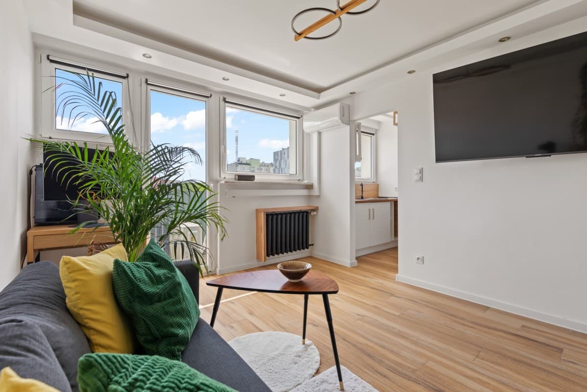 Stylish studio with park views and modern amenities – 4