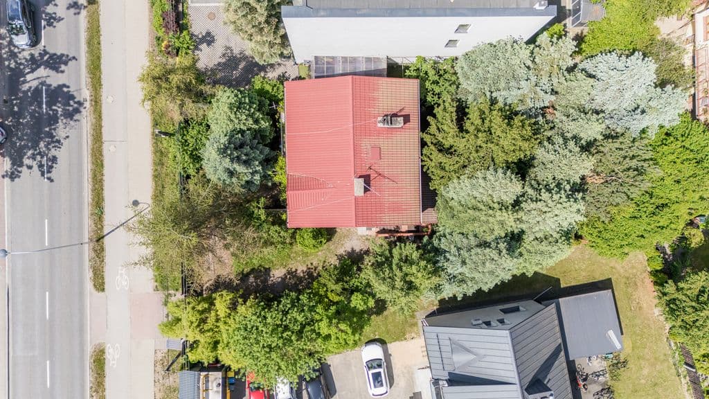 Przestronny dom 280m² w zielonej okolicy – 13