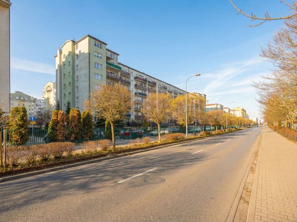 Spacious 4-room apartment with impressive ceiling height – 25