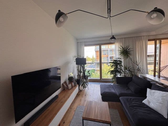 Modern 2-room apartment with panoramic windows – 6