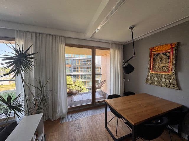 Modern 2-room apartment with panoramic windows – 11