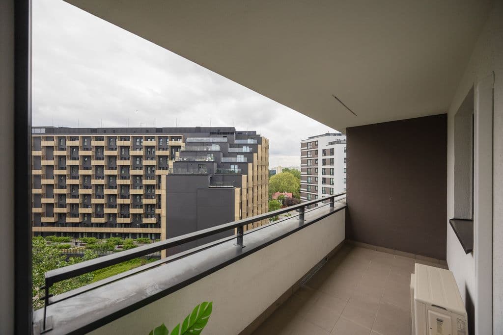 Modern 4-room apartment with green views in Mokotów – 18