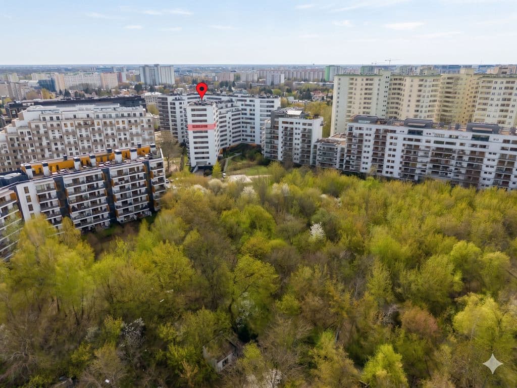 Modern 4-room apartment with green views in Mokotów – 19