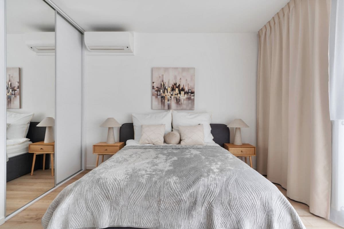 Compact studio in vibrant Browary Warszawskie – 7