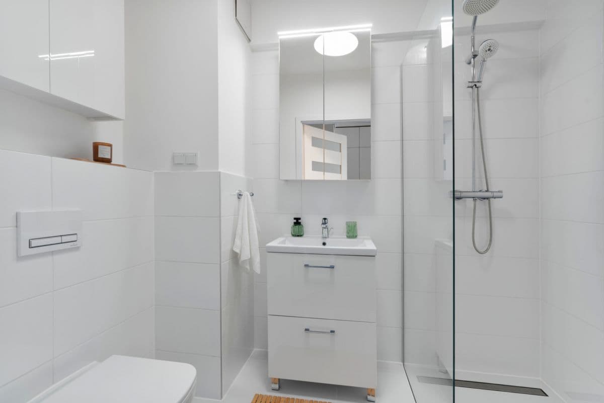 Compact studio in vibrant Browary Warszawskie – 9