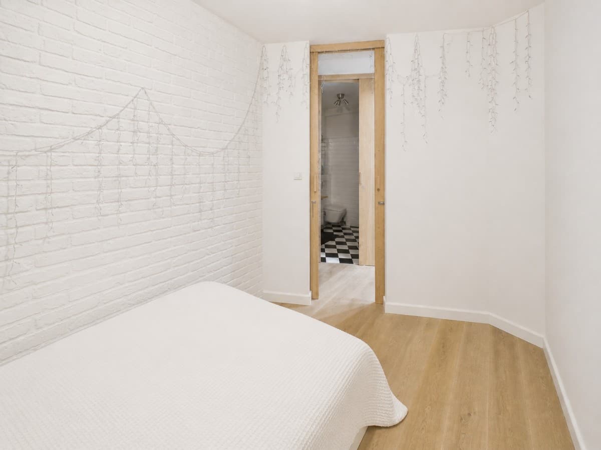 Spacious 2-room apartment with terrace in Zielony Żoliborz – 8