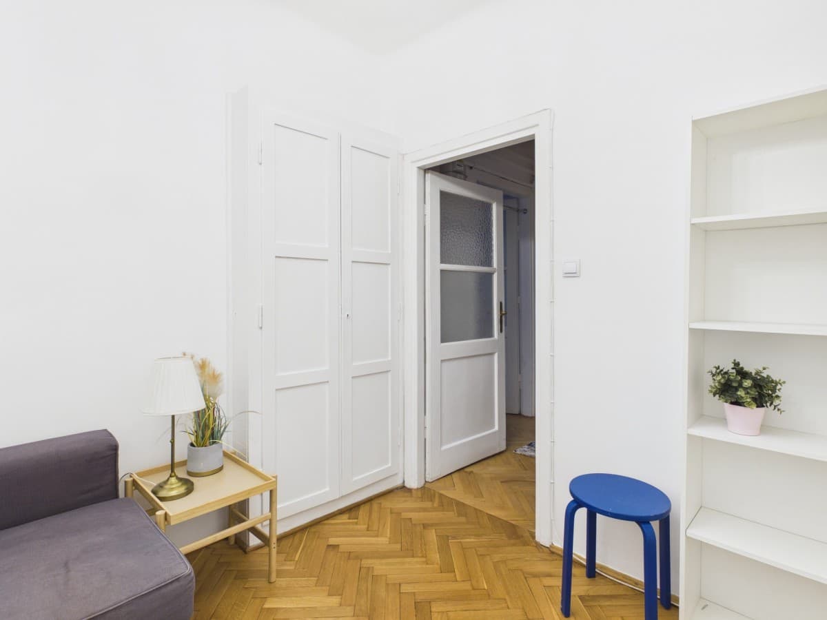 Charming 2-room apartment in Stary Żoliborz – 9