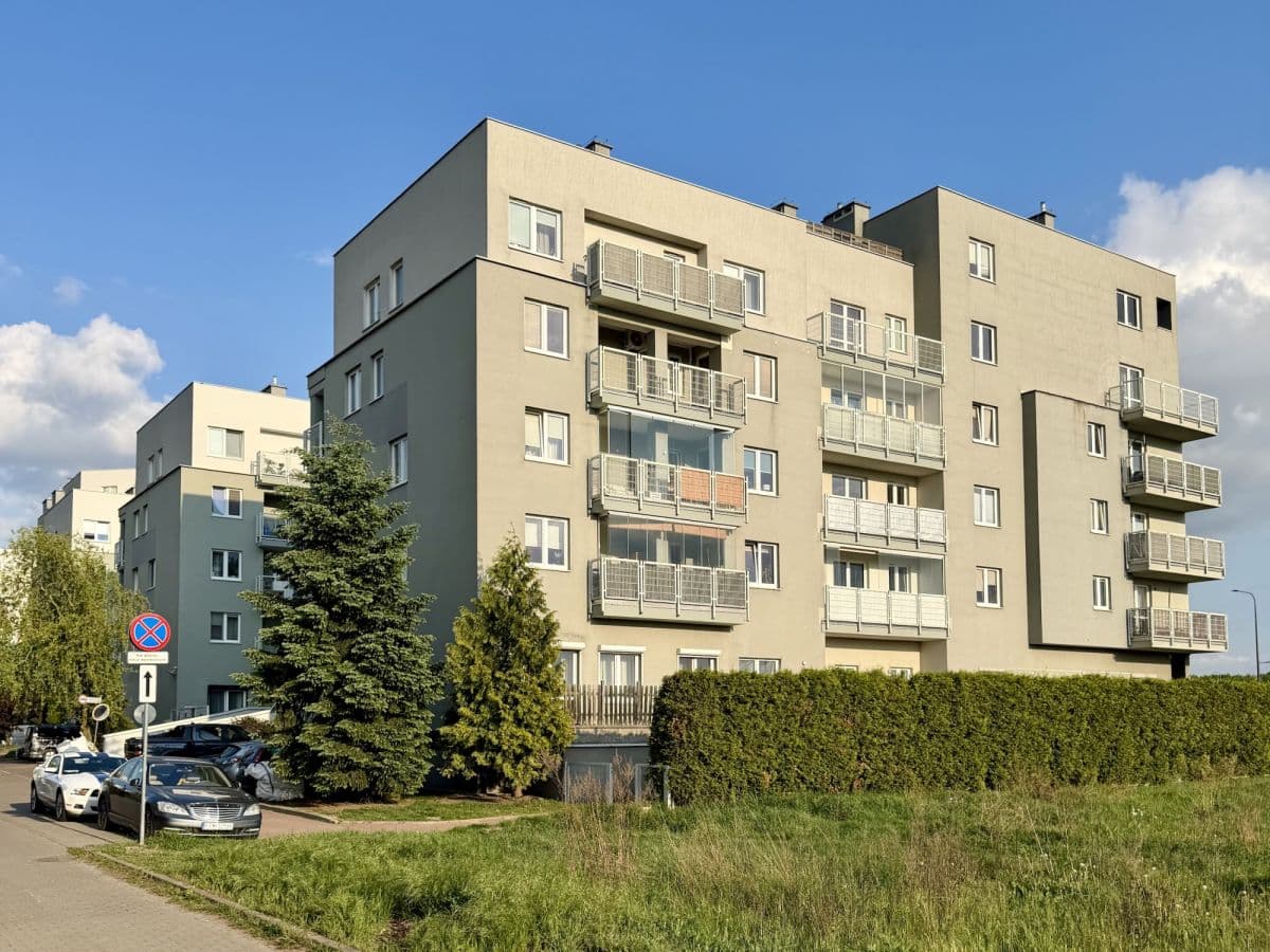 Przestronne mieszkanie 4-pokojowe z balkonem – 15