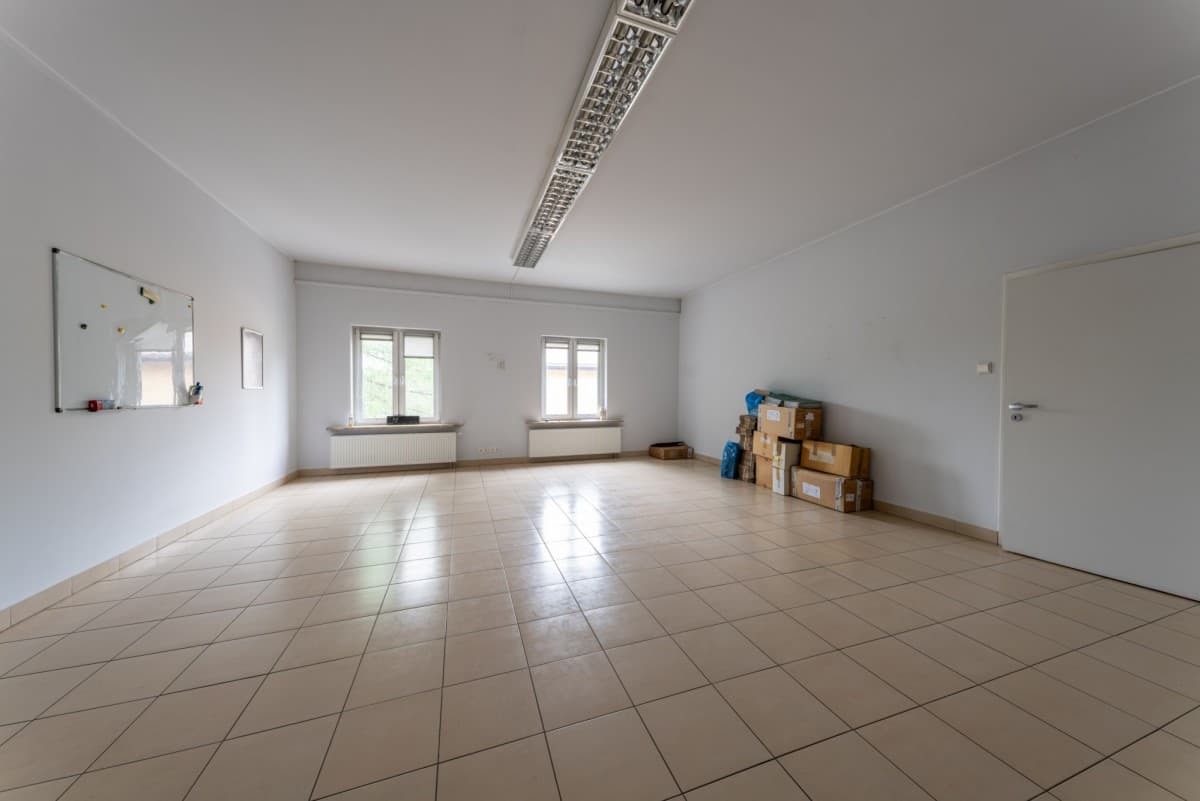 Unikalna hala komercyjna w prestiżowej Wesołej – 21
