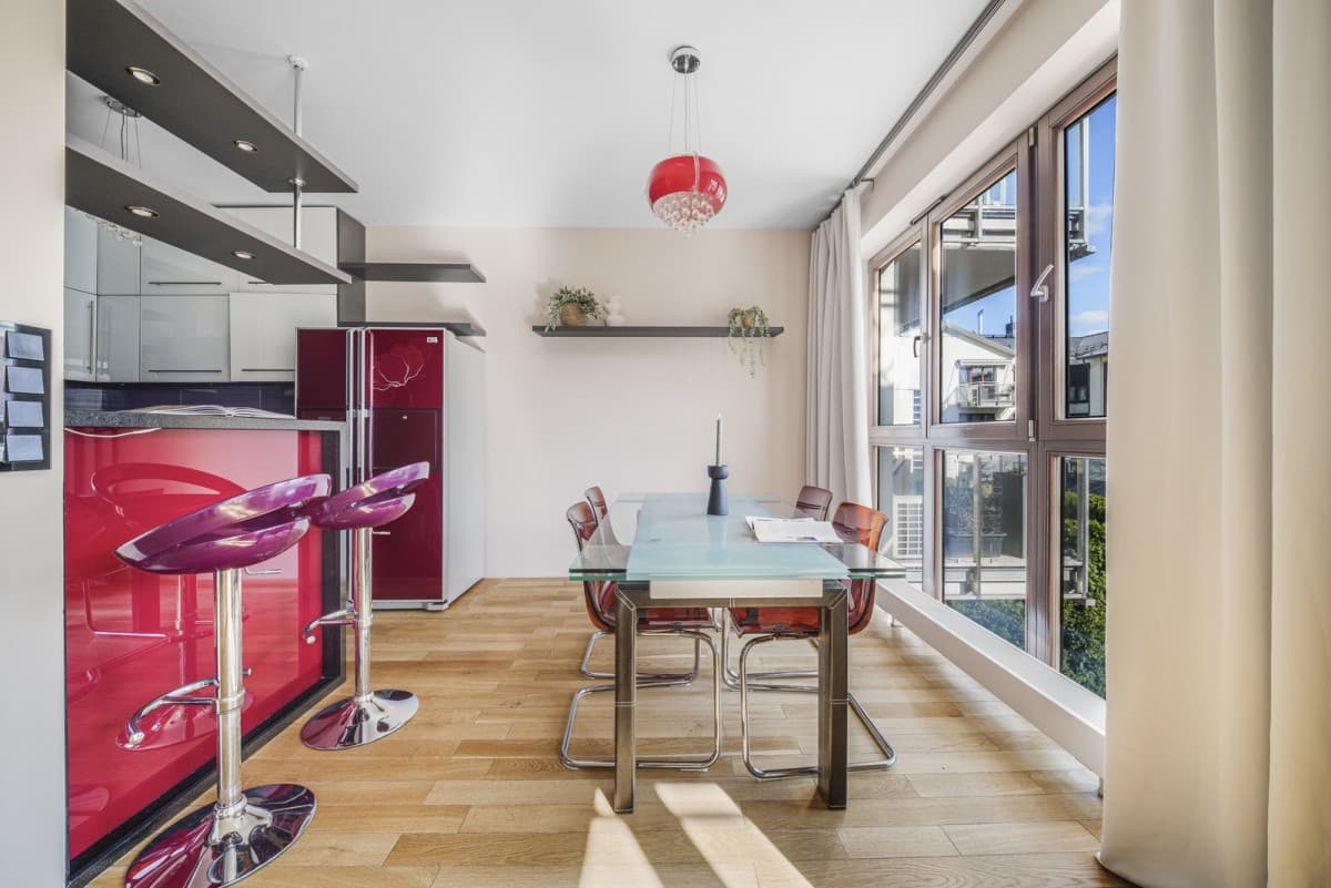 Spacious 2-bedroom flat near Wilanów Palace – 4
