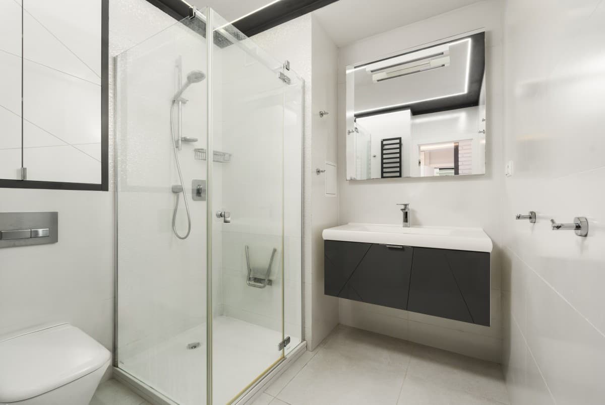 Unique multi-level apartment in green city center – 9