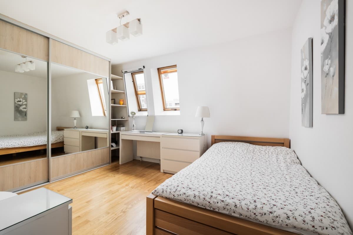 Unique multi-level apartment in green city center – 15
