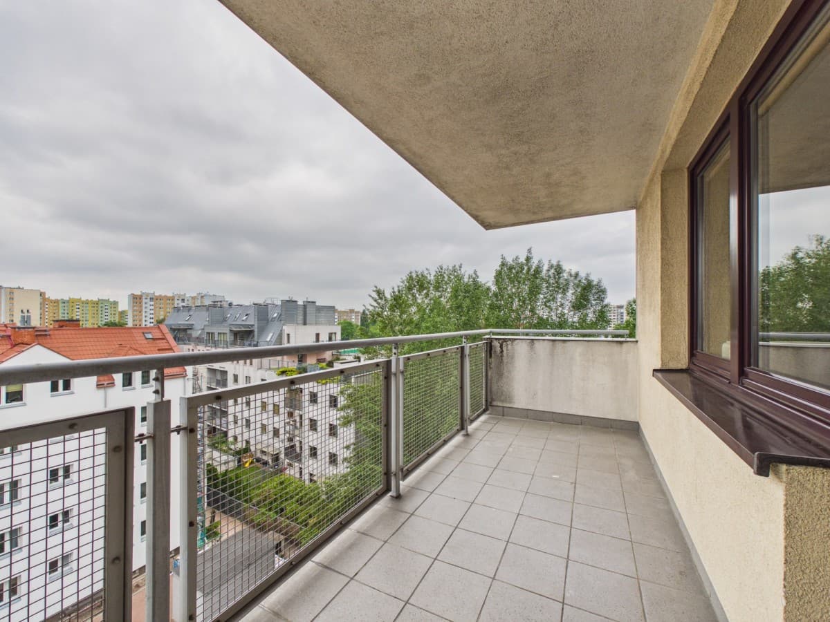 Spacious 3-room apartment near Bemowo Metro – 14