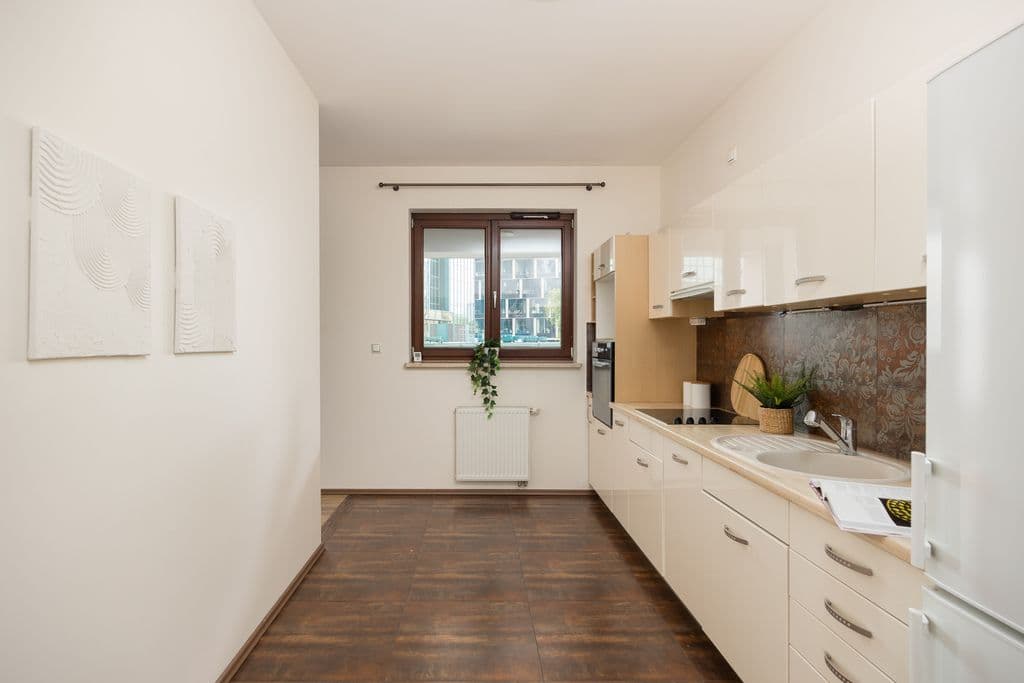 Modern 3-room apartment in prestigious Muranów – 7