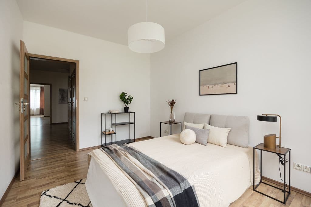 Modern 3-room apartment in prestigious Muranów – 11