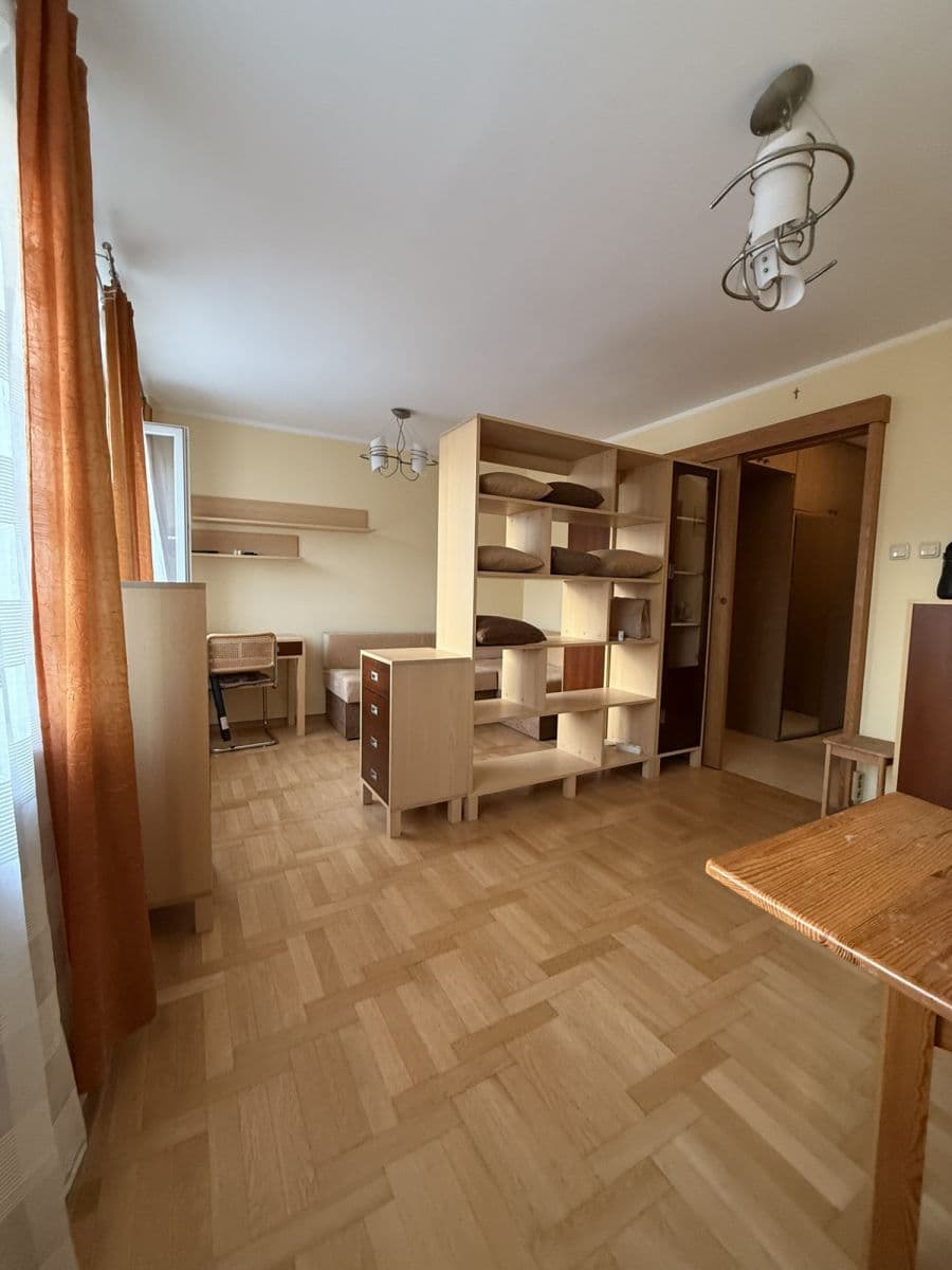 Cozy studio apartment in Ochota, Warsaw – 2