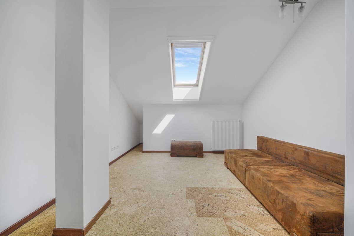 Spacious 190 m² apartment with garden terrace – 30