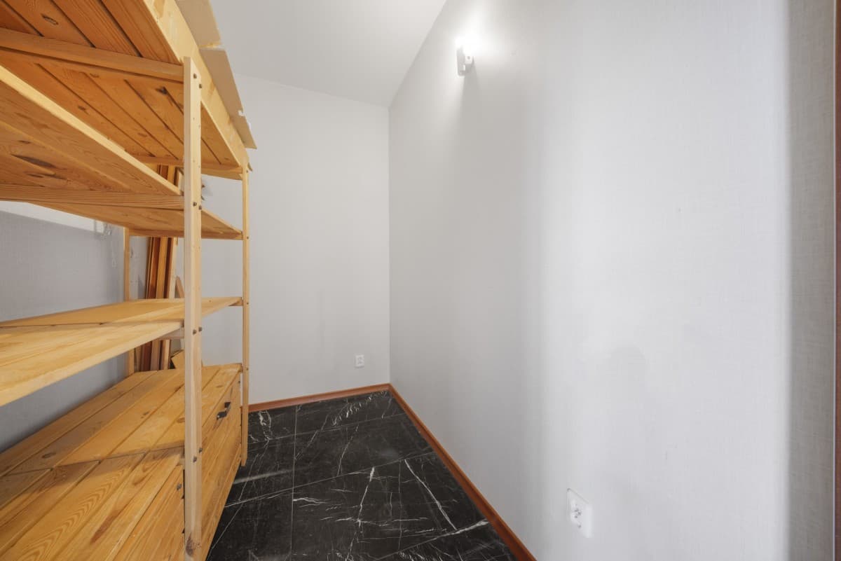 Spacious 190 m² apartment with garden terrace – 22