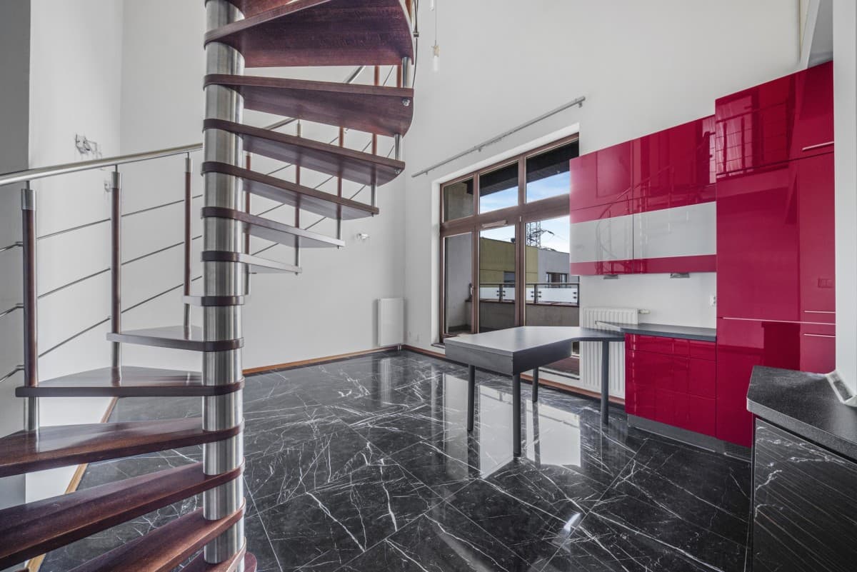 Spacious 190 m² apartment with garden terrace – 13