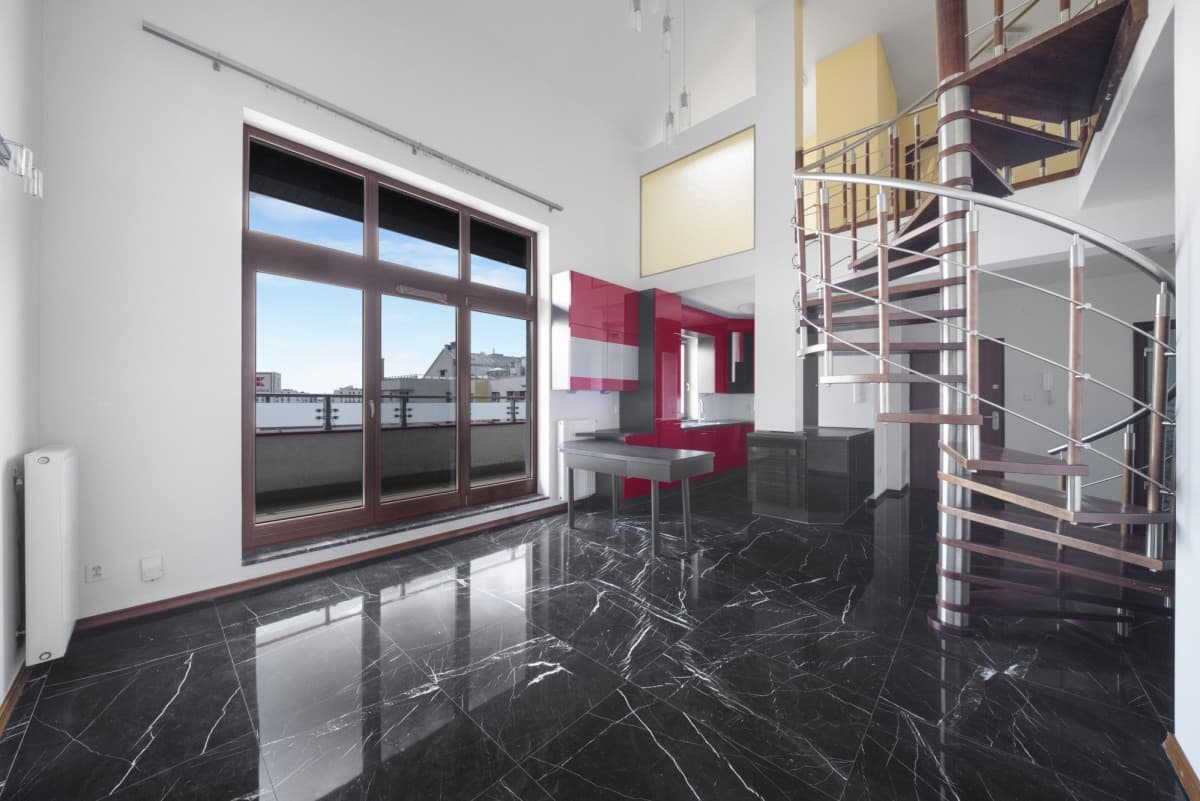 Spacious 190 m² apartment with garden terrace – 12