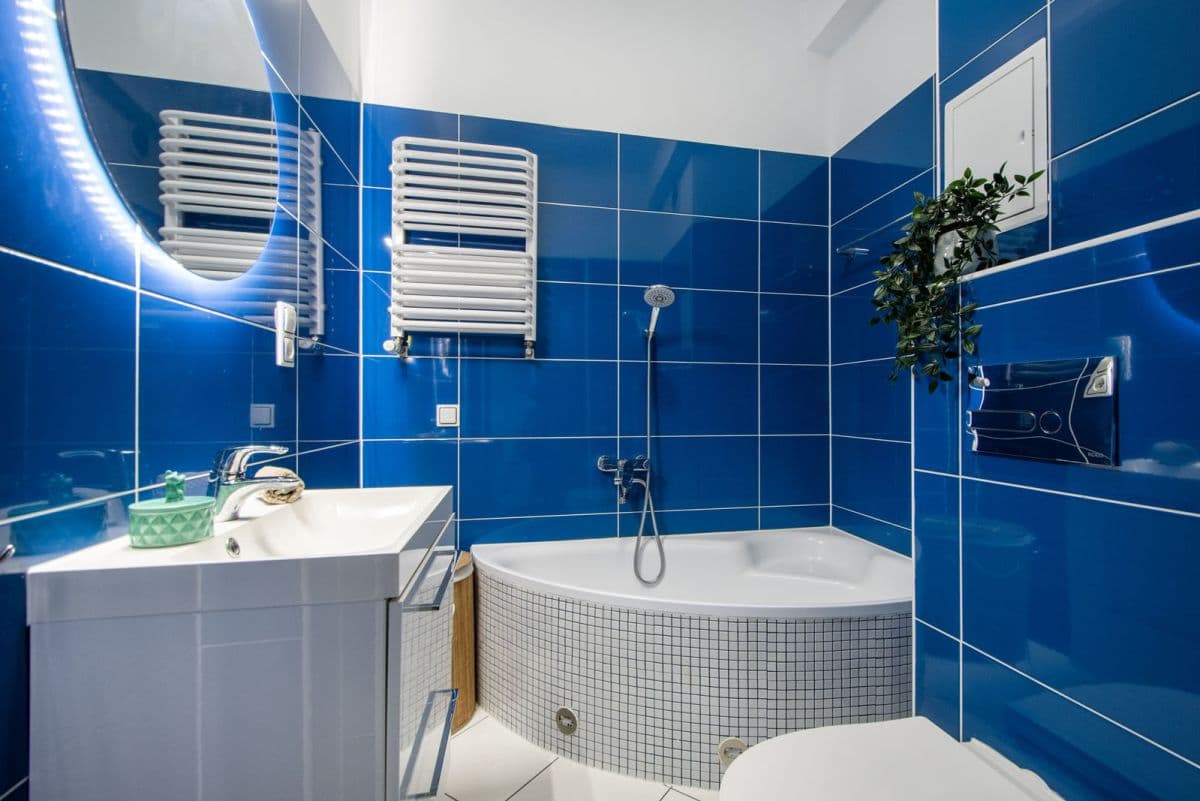 Spacious two-bedroom apartment near Młynów Metro – 11