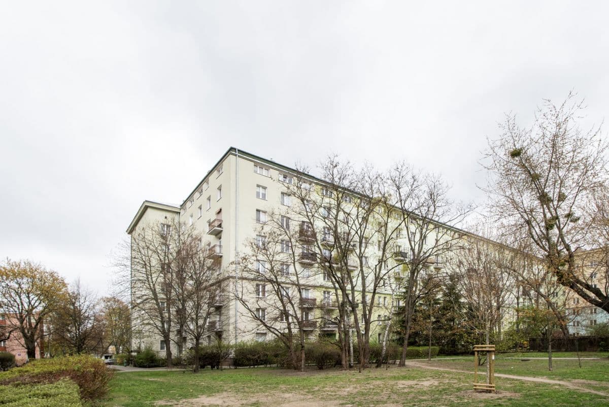 Spacious two-bedroom apartment near Młynów Metro – 12