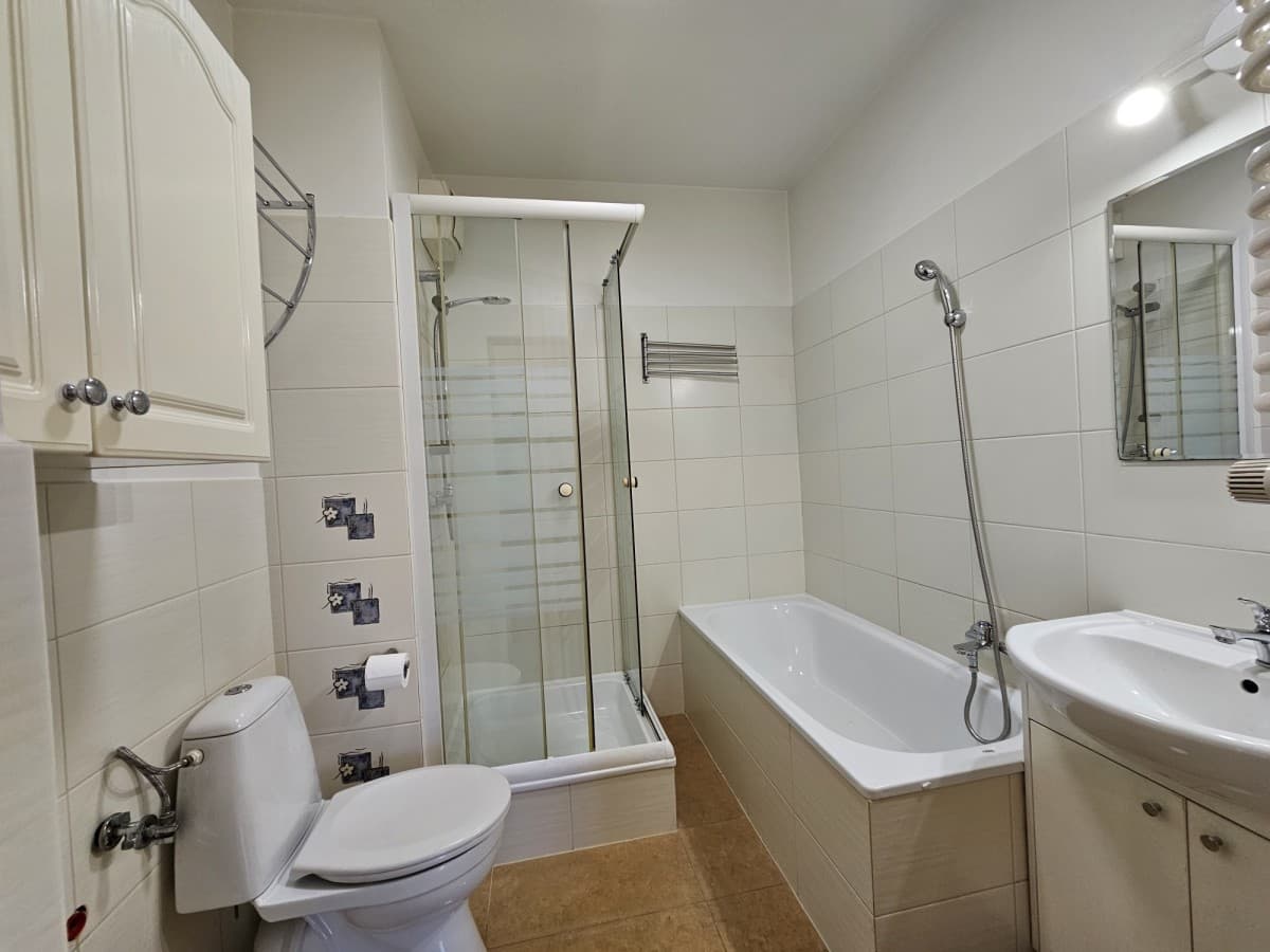 Spacious apartment 5 min from Bródno Metro – 2