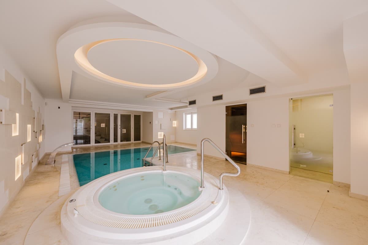 Luxury home with private spa in Wilanów – 12