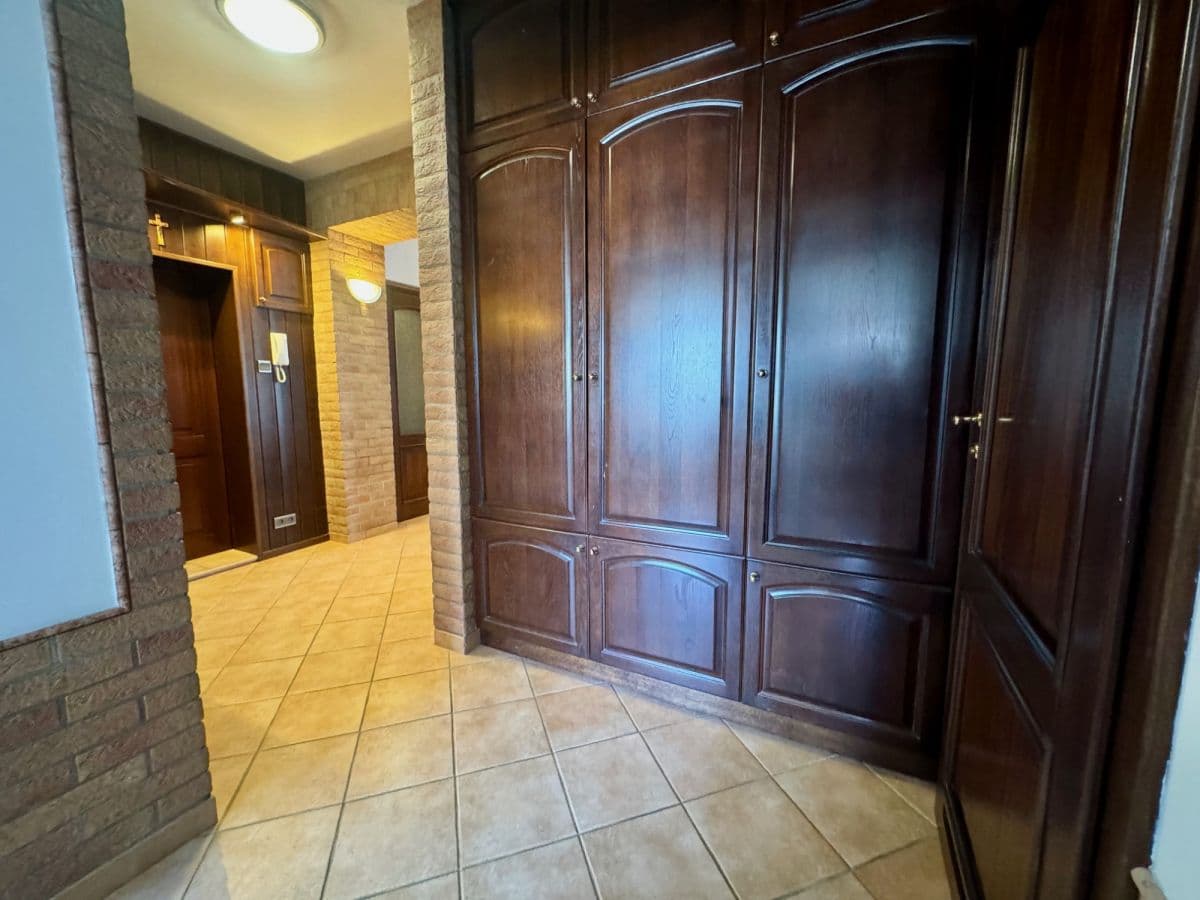 Przestronne mieszkanie 76m² przy metrze Kabaty – 9
