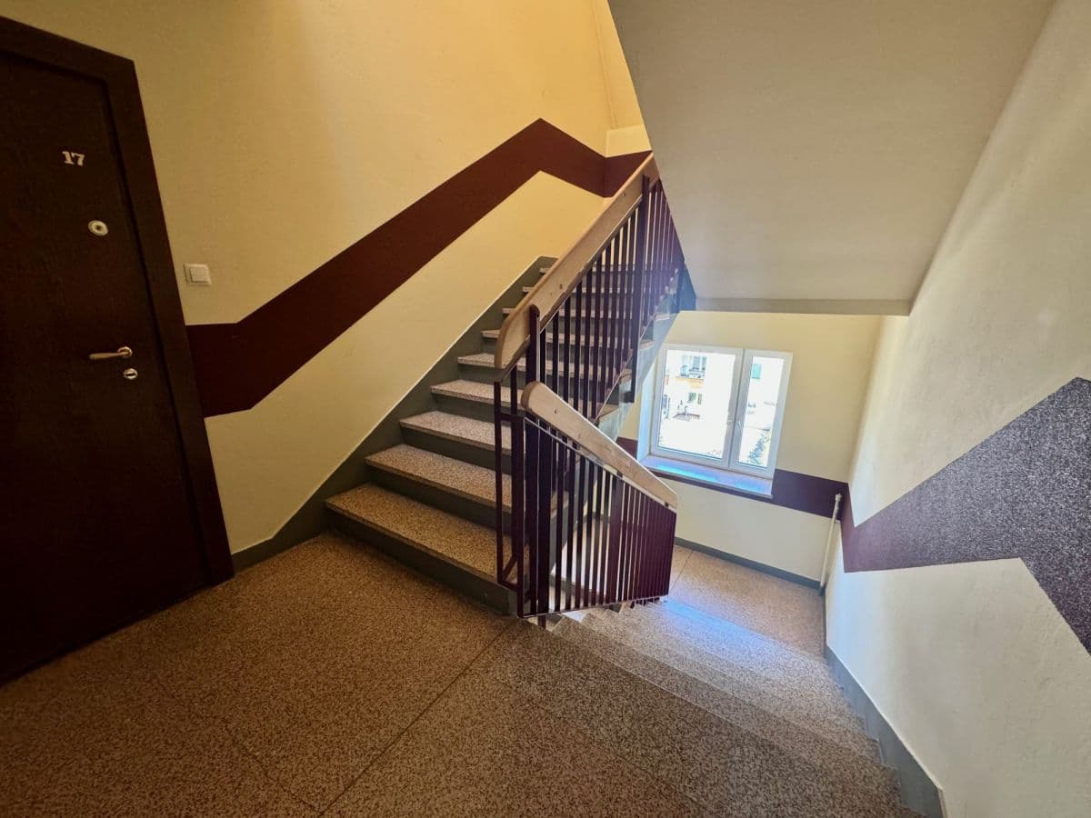 Przestronne mieszkanie 76m² przy metrze Kabaty – 16