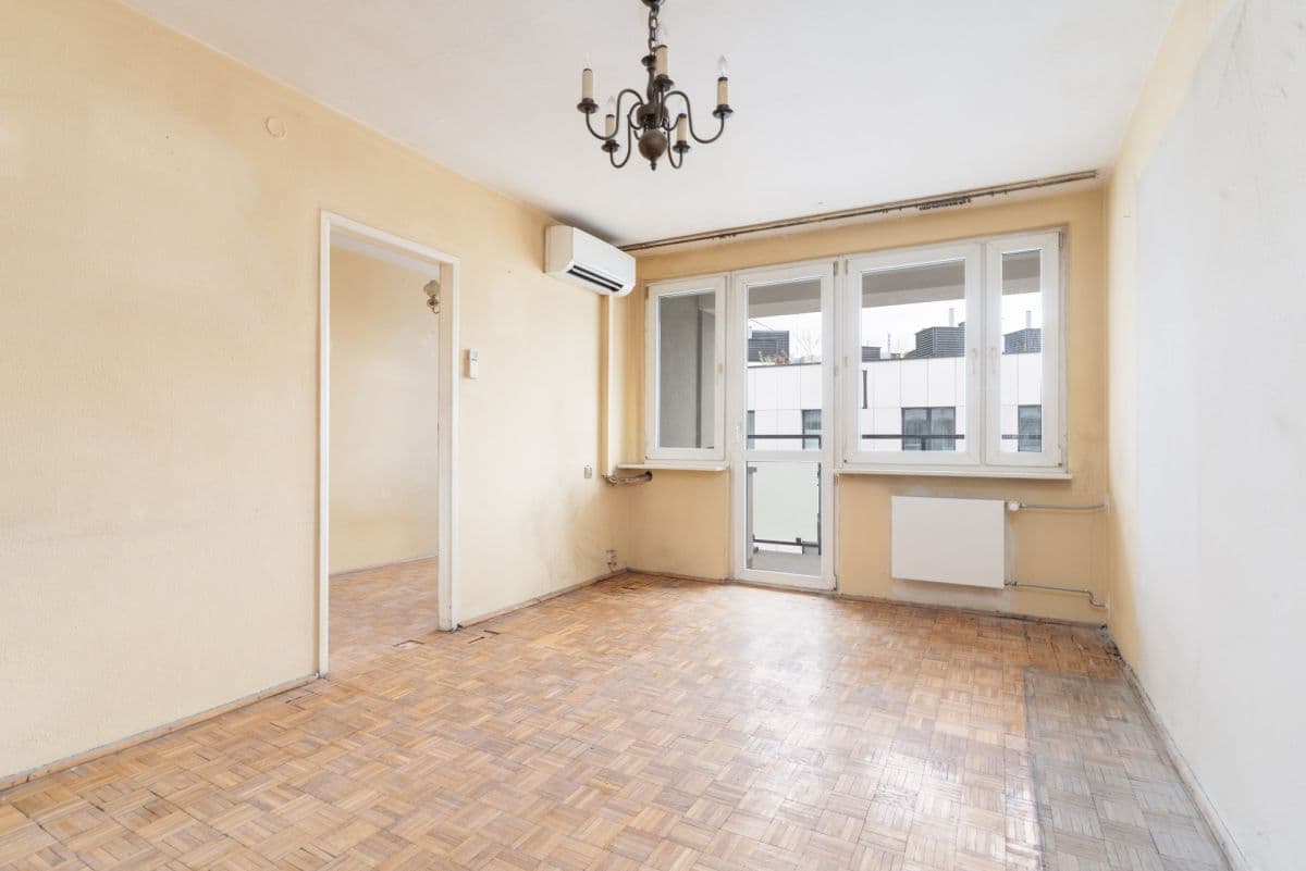 Functional apartment in prestigious location, 10 min to center – 8