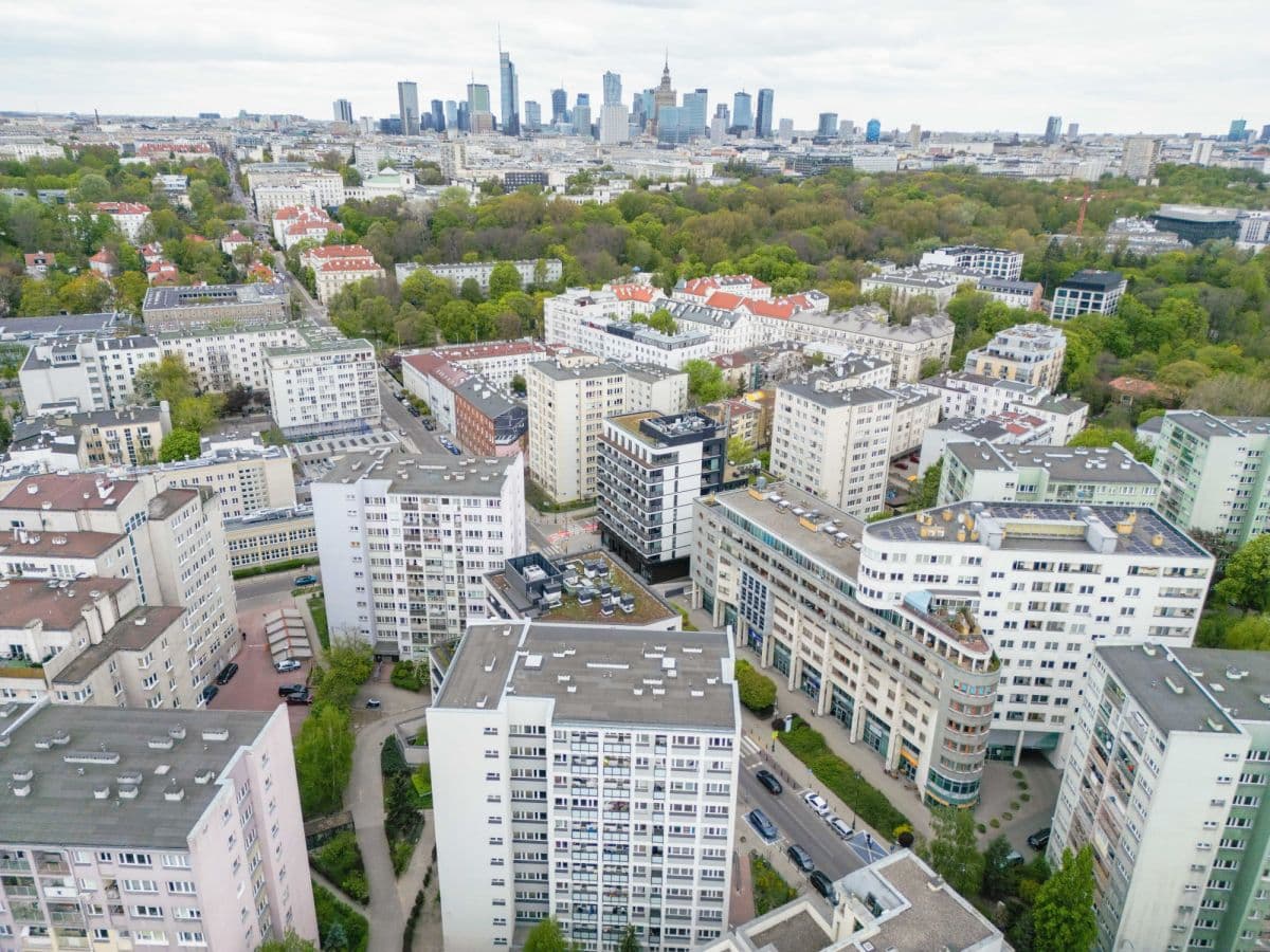 Functional apartment in prestigious location, 10 min to center – 12