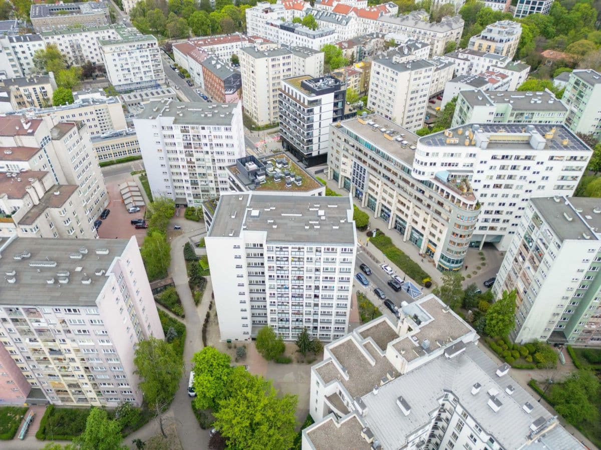 Functional apartment in prestigious location, 10 min to center – 14